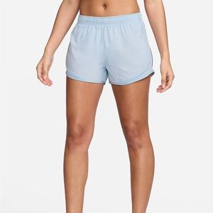 NIKE DRI FIT SHORT